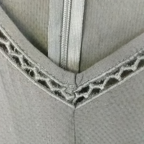 [Lush] Long Sleeve Scalloped Crochet Hem Romper M - Picture 4 of 6